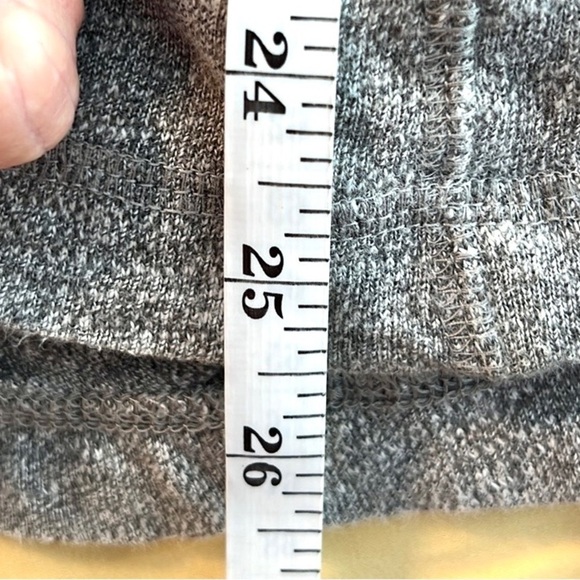 ⭐️Zella,Flattering All Shirred Up Hoodie,Lightweight & So Soft,Hooded, Size XS - Picture 8 of 13